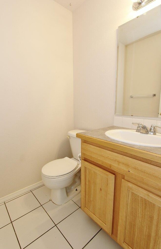 Building Photo - 9607 W Lillywood Dr