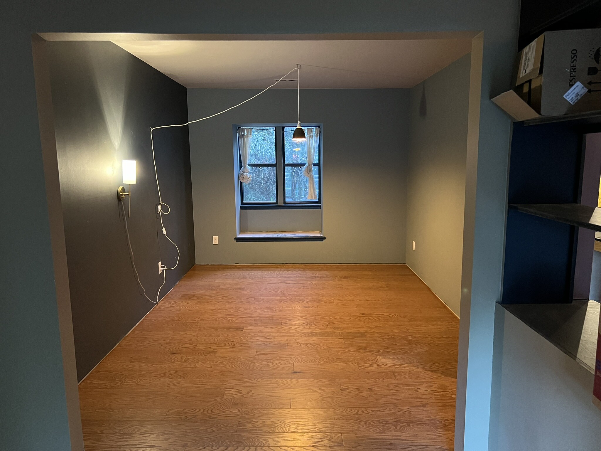 bedroom 2 - 130 E Longview St