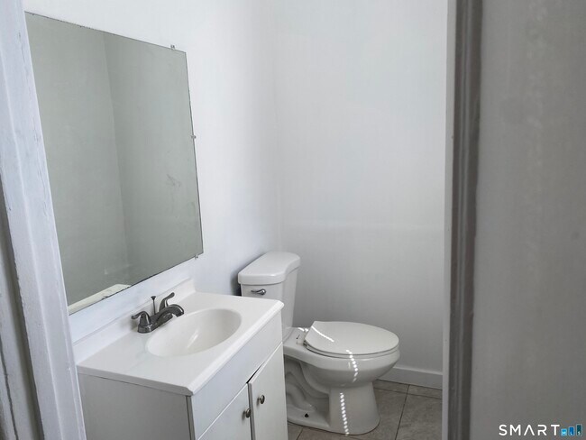 Building Photo - 54-56-56 Westbourne Pkwy