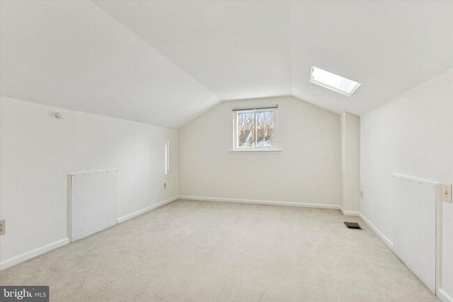 Building Photo - 23 Flintlock Ln