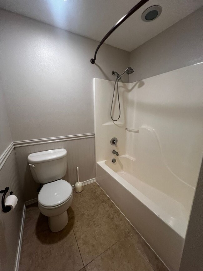 Building Photo - Beautiful 4BD in Birch Bay Village!