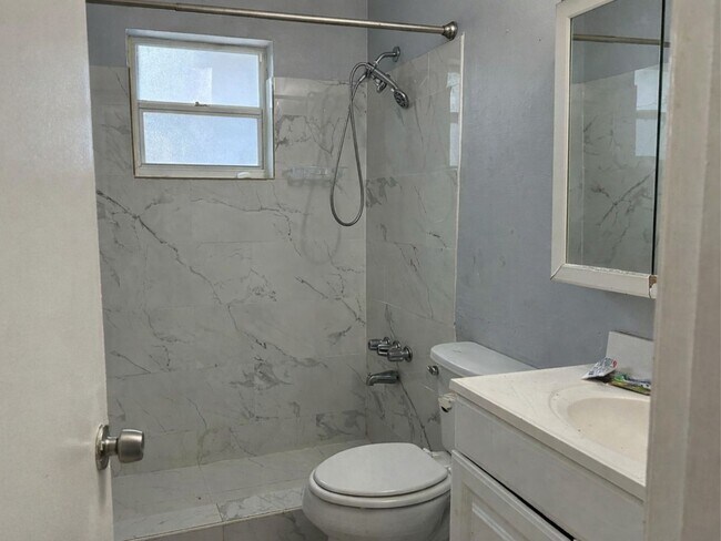 Building Photo - 5016 22nd St W