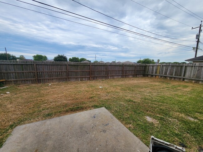 Building Photo - 7834 Wolverine Dr