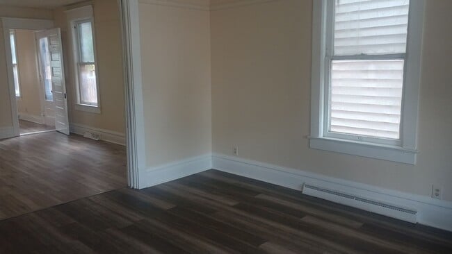 Building Photo - 286 Mt Vernon Rd