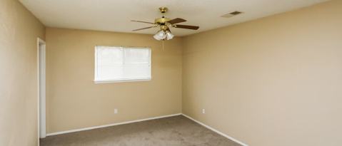 Building Photo - 1513 Hawk Ct