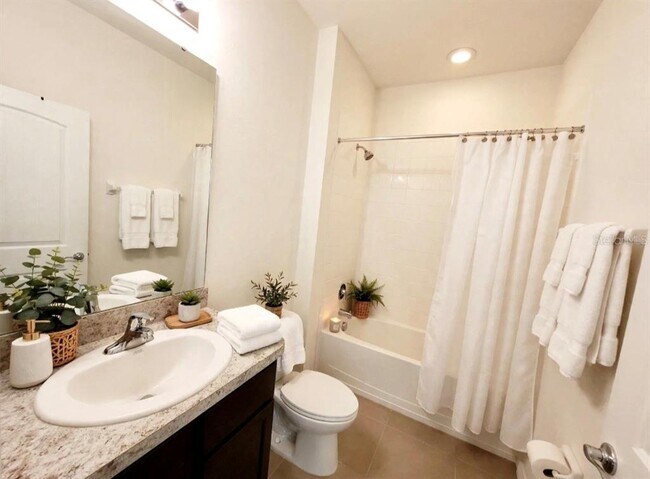Building Photo - 17589 Garsalaso Cir