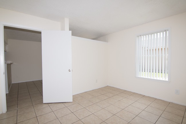 Building Photo - Ranchwood Apartments
