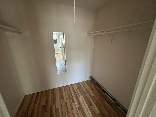 Building Photo - 4545 Prescott Ave