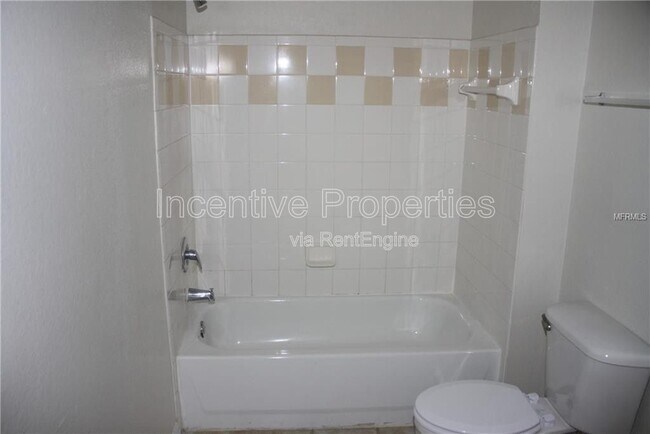 Building Photo - 3281 Soho St