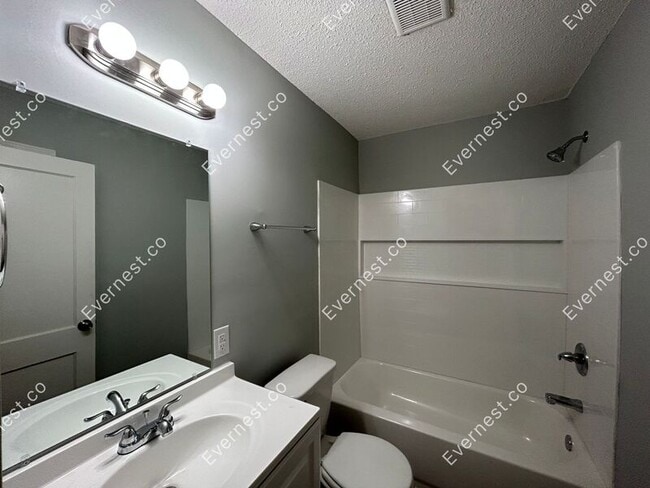 Building Photo - 4858 Auburn Rd