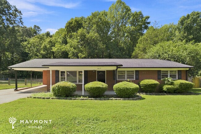 Building Photo - 3815 Ferncliff Rd