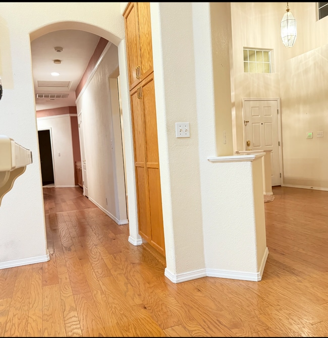 Building Photo - Wonderful 4 bedroom home in Clovis offering a pool, spa, 3 car garage, potential RV and or boat s...