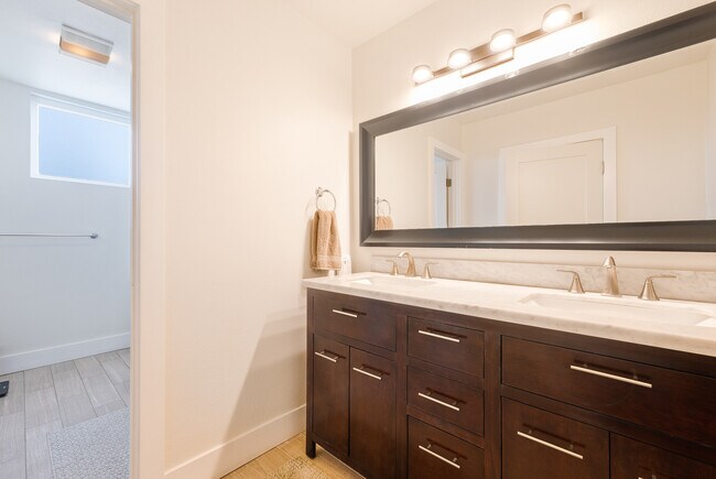 Building Photo - 28258 Rey De Copas Ln