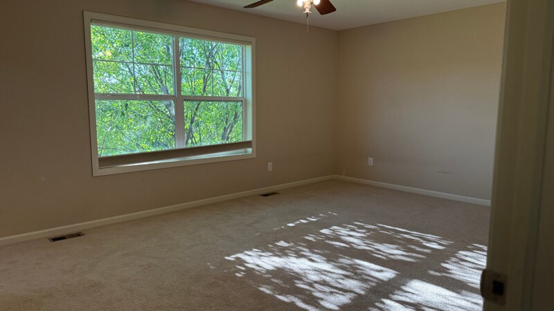 Building Photo - 15726 60th Ave N