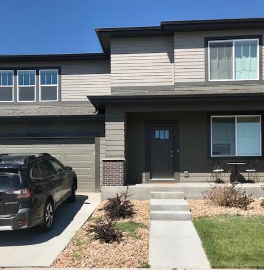 Building Photo - 433 Stout St