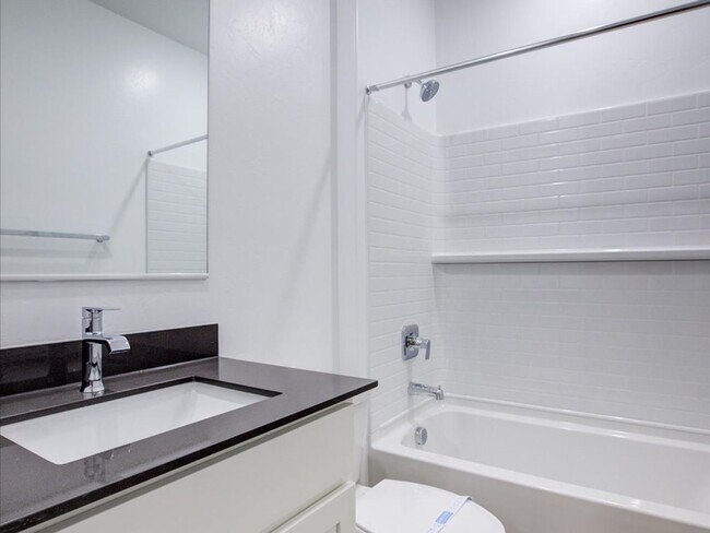 Building Photo - 4 Bedroom 2 Bathroom BRAND NEW HOME!