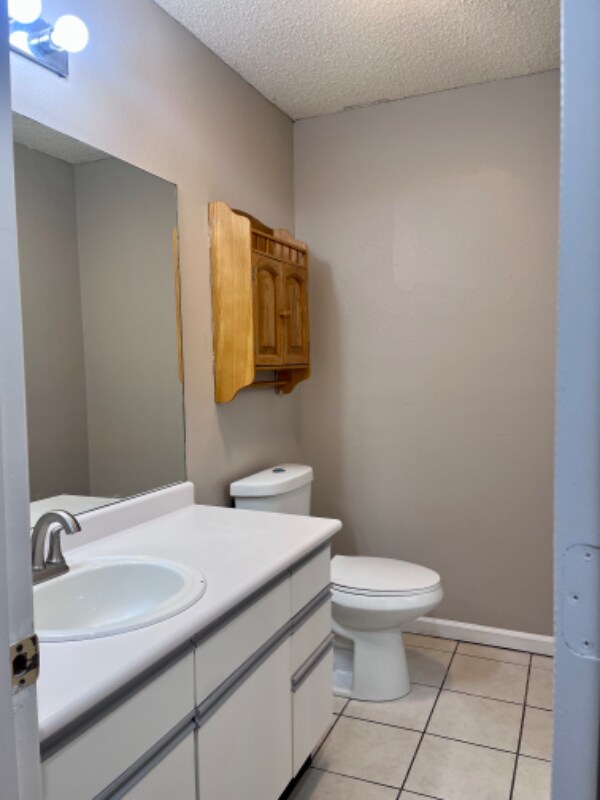 Building Photo - 50 Meadowlark Ln