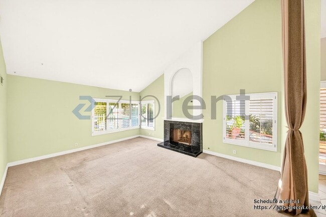 Building Photo - 24675 Mendocino Ct