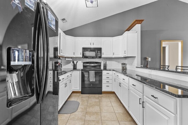 Building Photo - 212 Quail Creek Ct