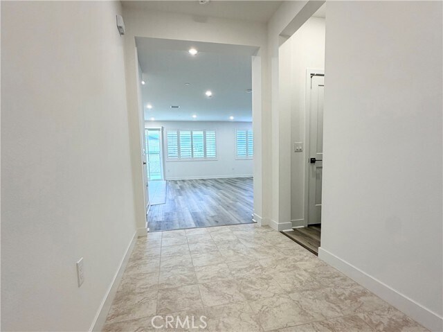 Building Photo - 26756 Bermudez St