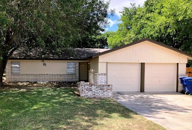 Primary Photo - 3 Bedroom 1.5 Bath