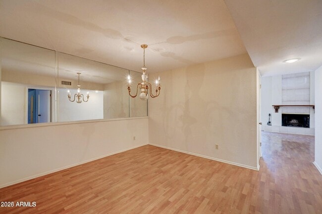 Building Photo - 616 E Manzanita Dr