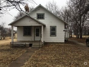 Building Photo - $595 - 1 bed 1 bath - Single Family Home