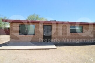 Building Photo - 53 S Melrose Ave