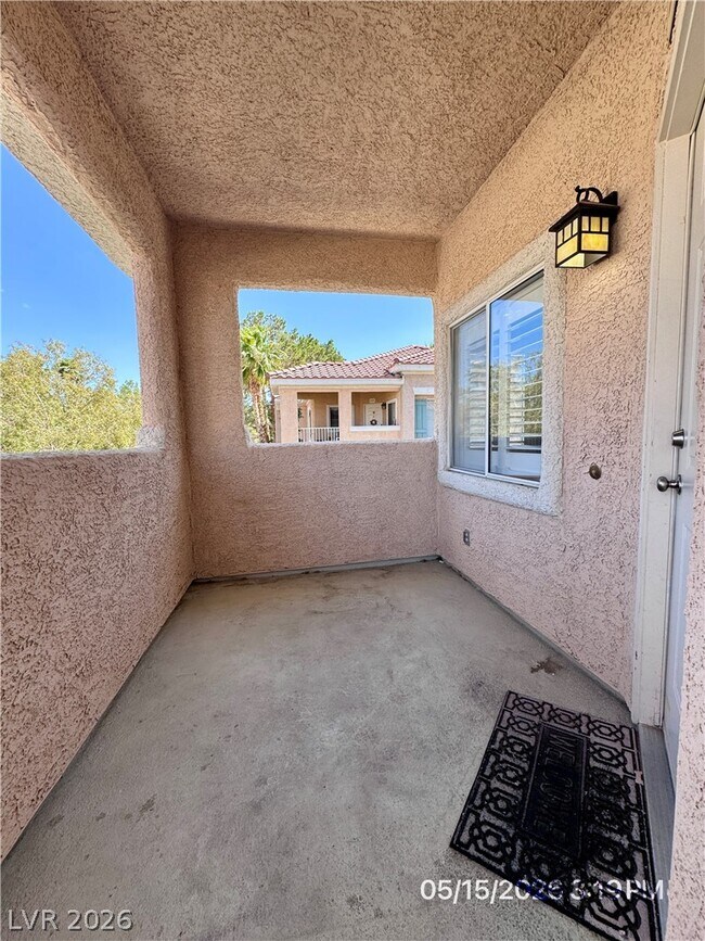 Building Photo - 251 S Green Valley Pkwy