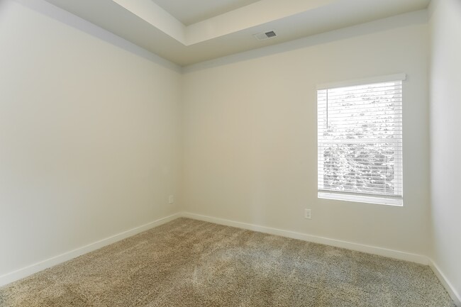 Building Photo - 5414 Cedar Creek Dr