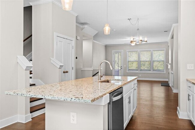 Building Photo - 2180 Colvin Ct NW