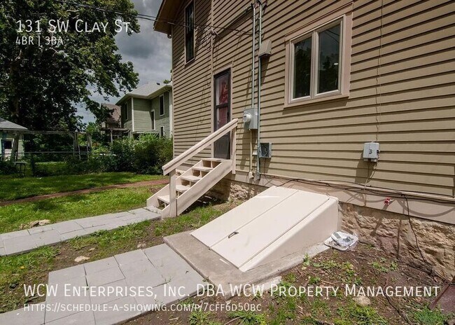 Building Photo - 131 SW Clay St