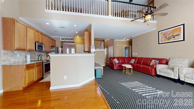 Building Photo - 10924 Alderbrook Ln