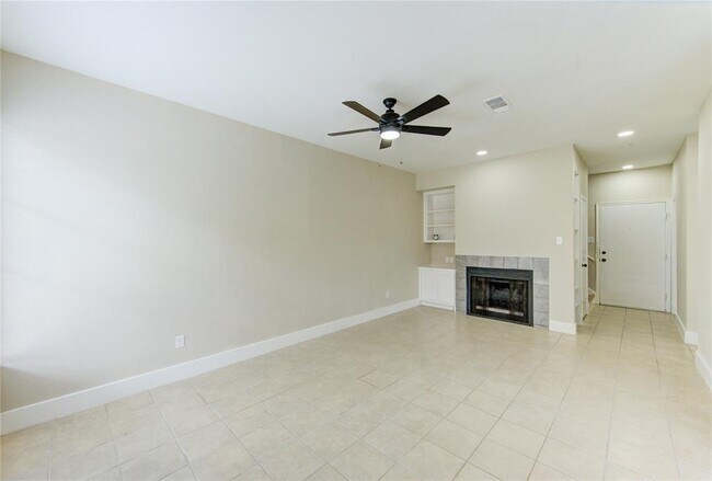 Building Photo - 1103 Dulles Ave