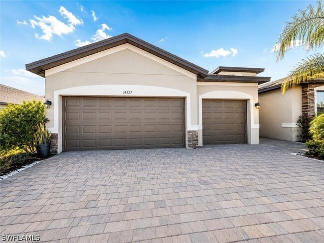 Building Photo - 14527 Palamos Cir