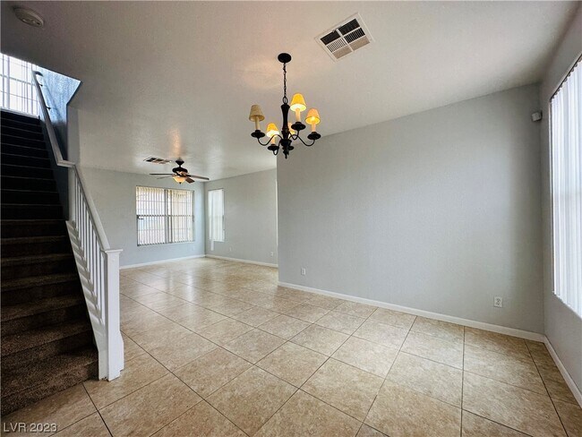 Building Photo - 2617 Rainbow Cactus Ct