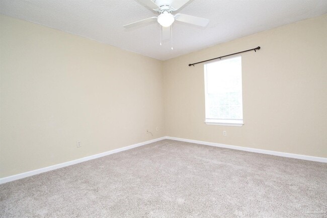 Building Photo - 601 N 61st Ave