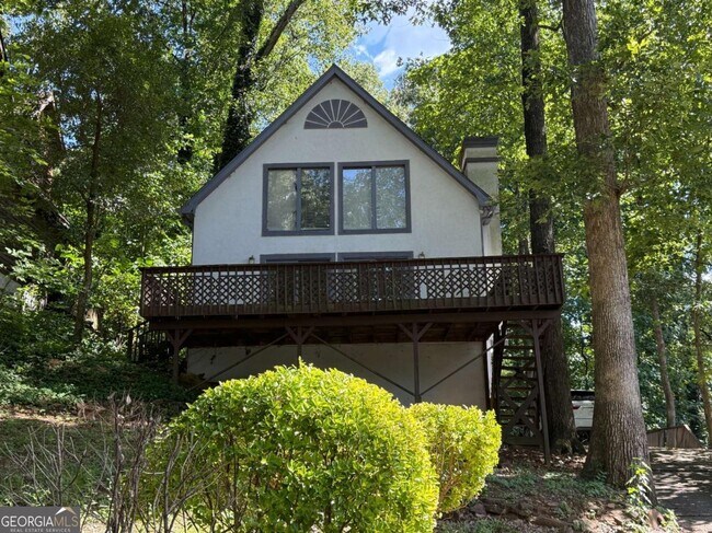 Primary Photo - 8439 Lake Dr