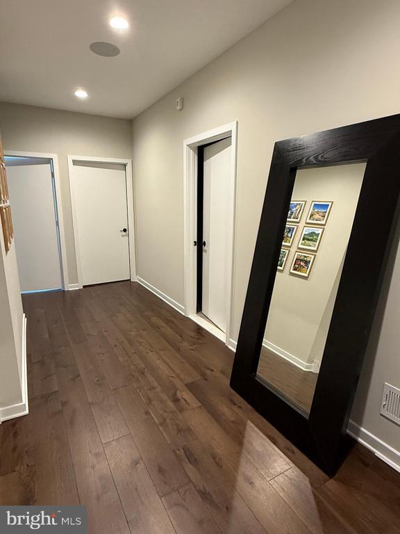 Building Photo - 3119 Pierview Ln