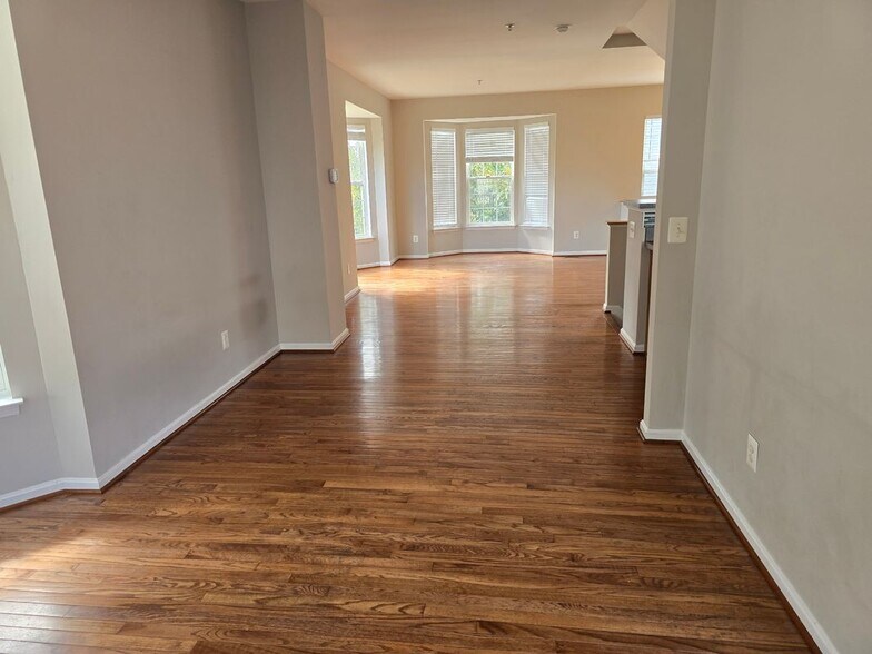 Building Photo - 4146 Cutty Sark Rd