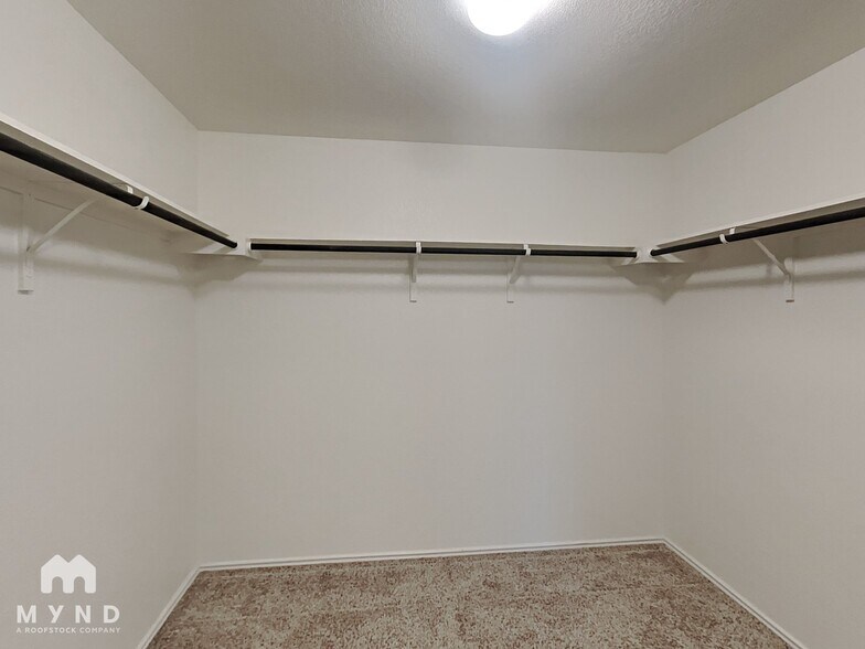 Building Photo - 6431 Teramo Ter