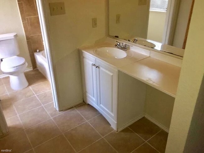 Building Photo - 5418 Lansingford Trail