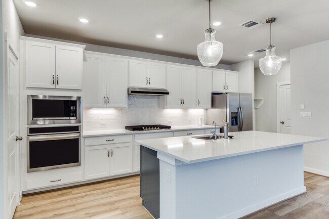 Building Photo - 2618 Suncadia Ln