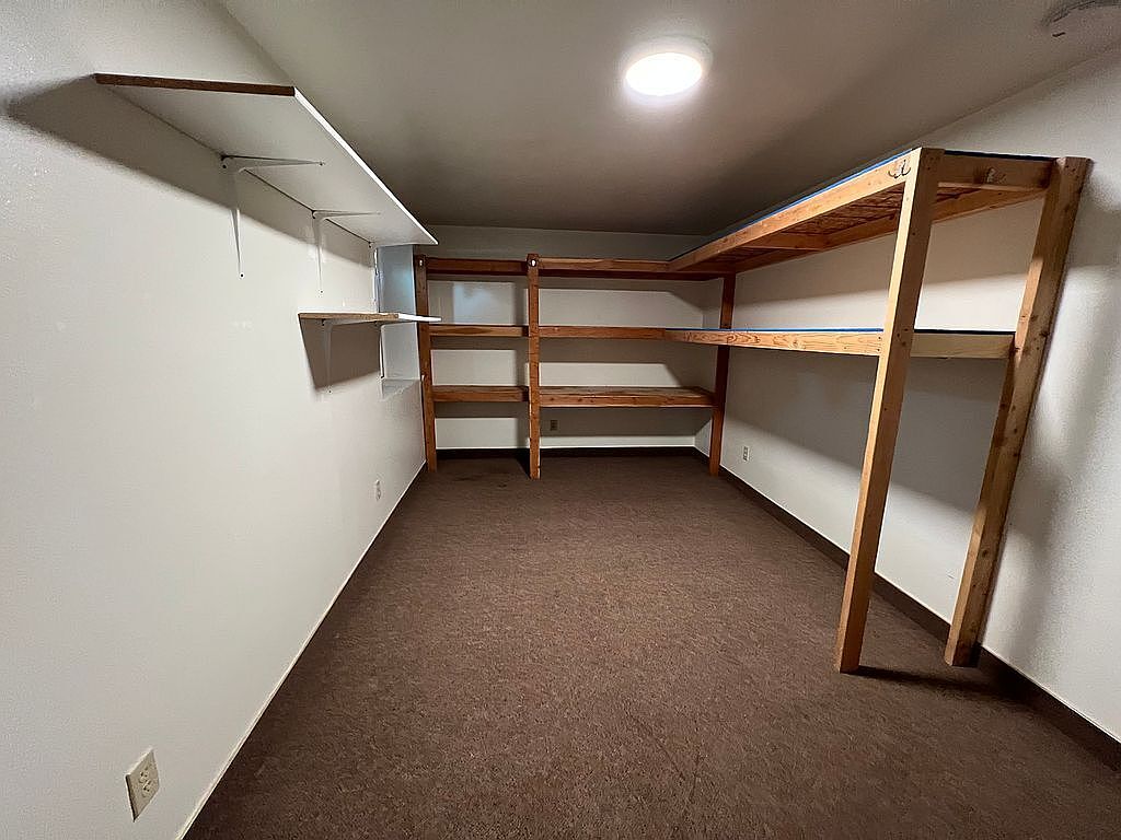 Building Photo - 403 Evans Dr