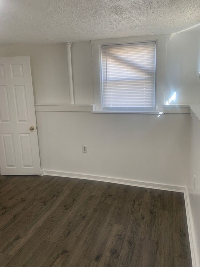 Building Photo - 8014 Harford Rd