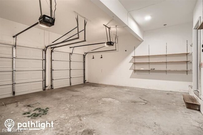Building Photo - 4 br, 2.5 bath House - 142 Piedmont Ln UNIT