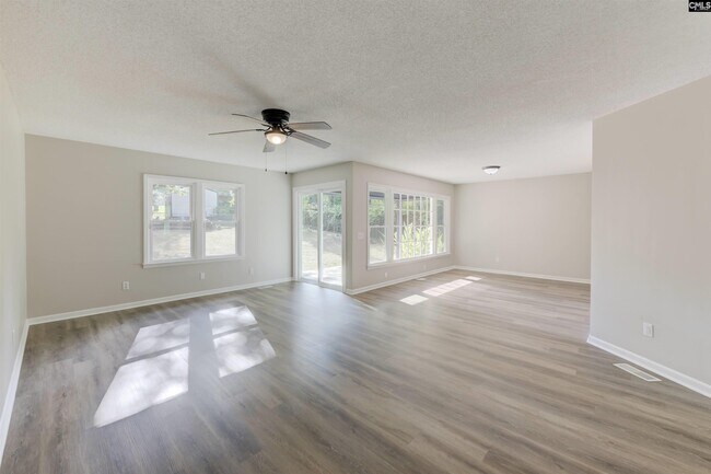 Building Photo - 30 Cardington Ct
