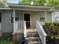 Building Photo - 740 Preston St