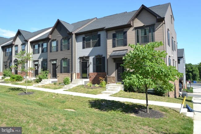 Building Photo - 1318 Trestle Dr