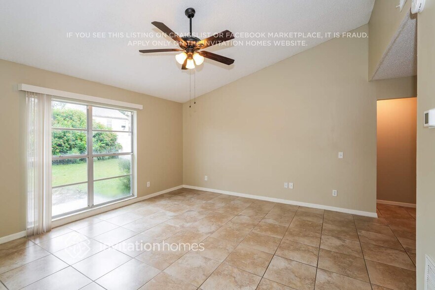 Building Photo - 1618 Crossridge Dr